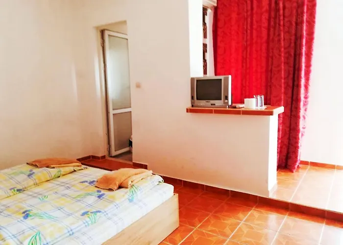 ゲストハウス Bogat-beden ラヴダ